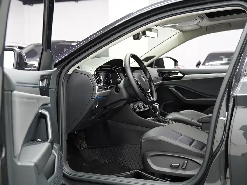 Volkswagen Sagitar 2022 из CN, фото 10