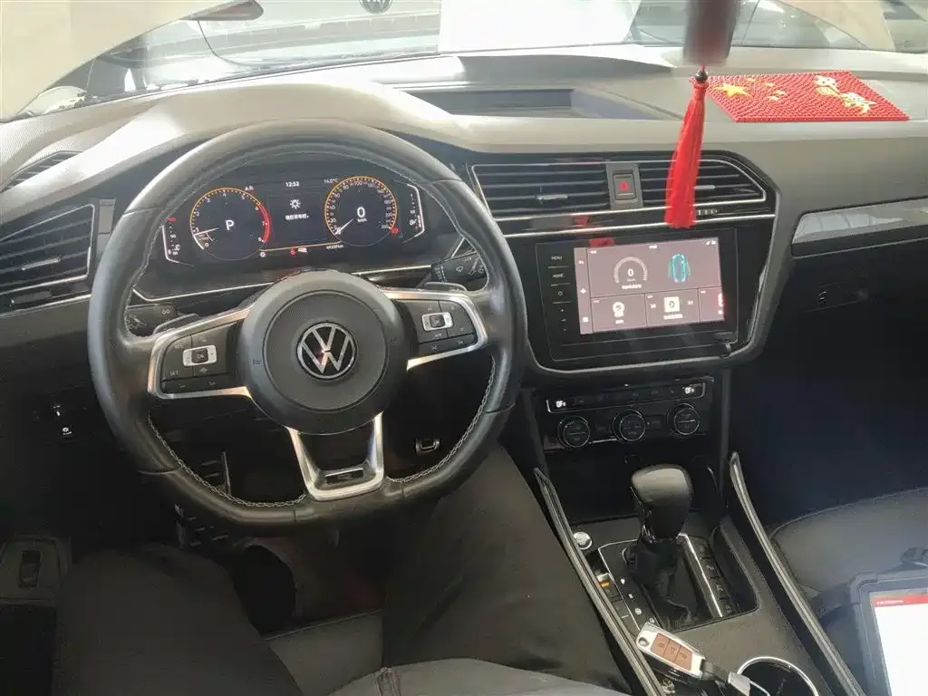 Volkswagen Tiguan L 2021 из CN, фото 10