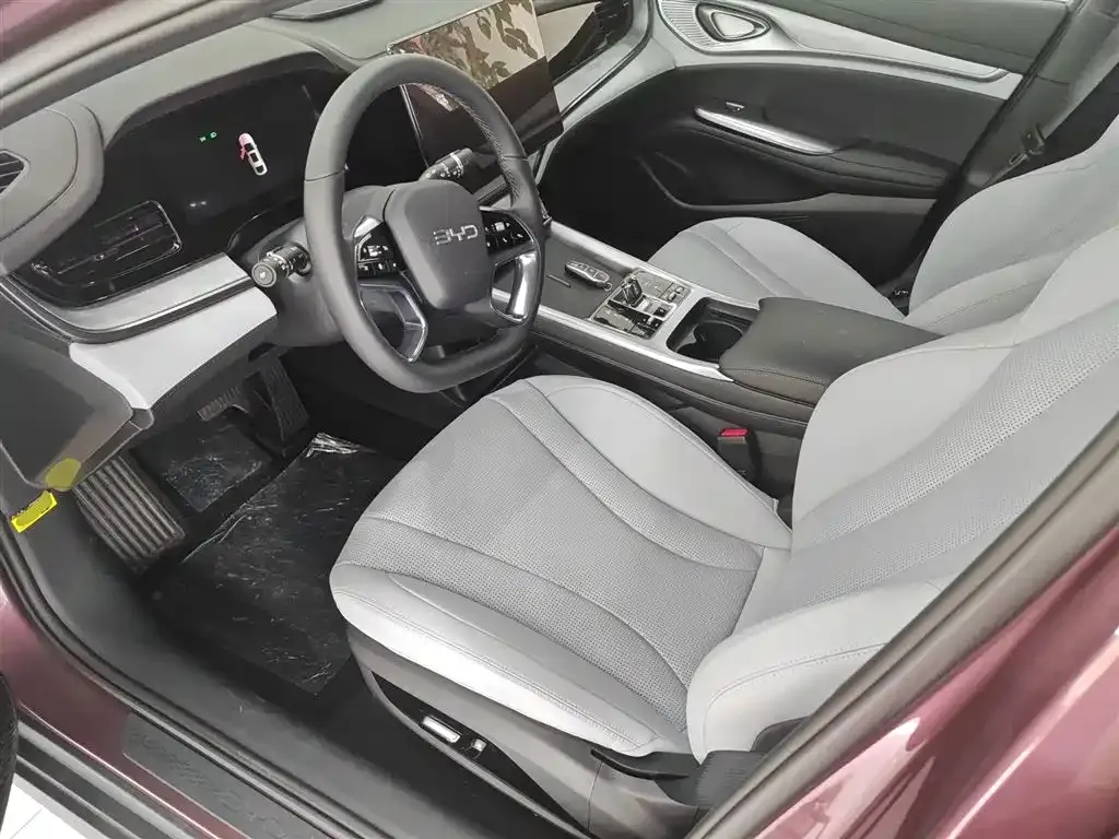 BYD Seal — фото 7