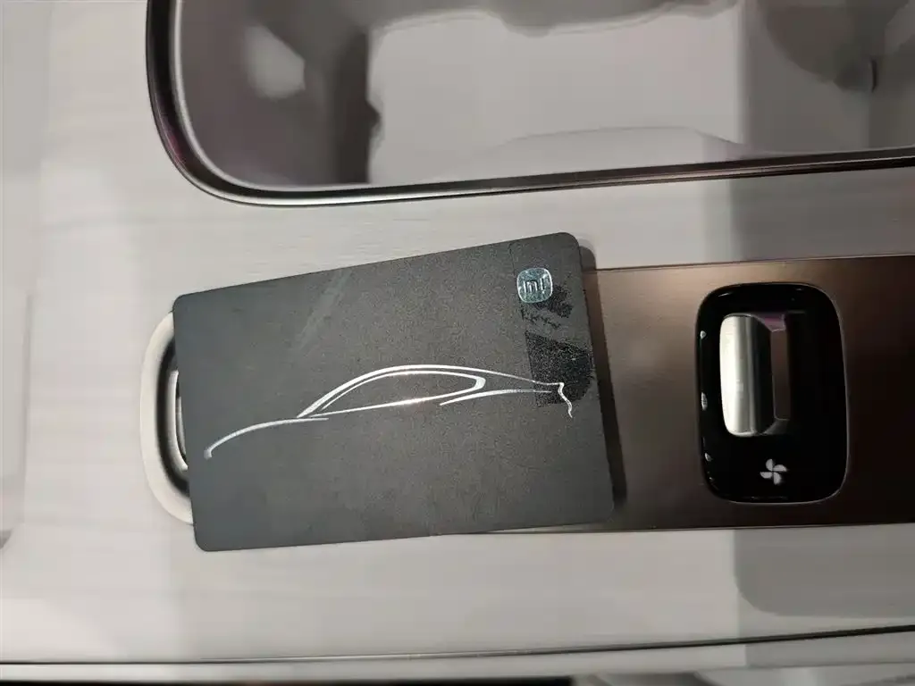 Xiaomi SU7 2025 из CN, фото 9