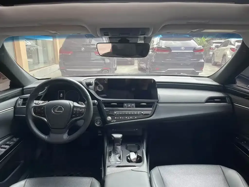 Lexus ES 2023 из CN, фото 6