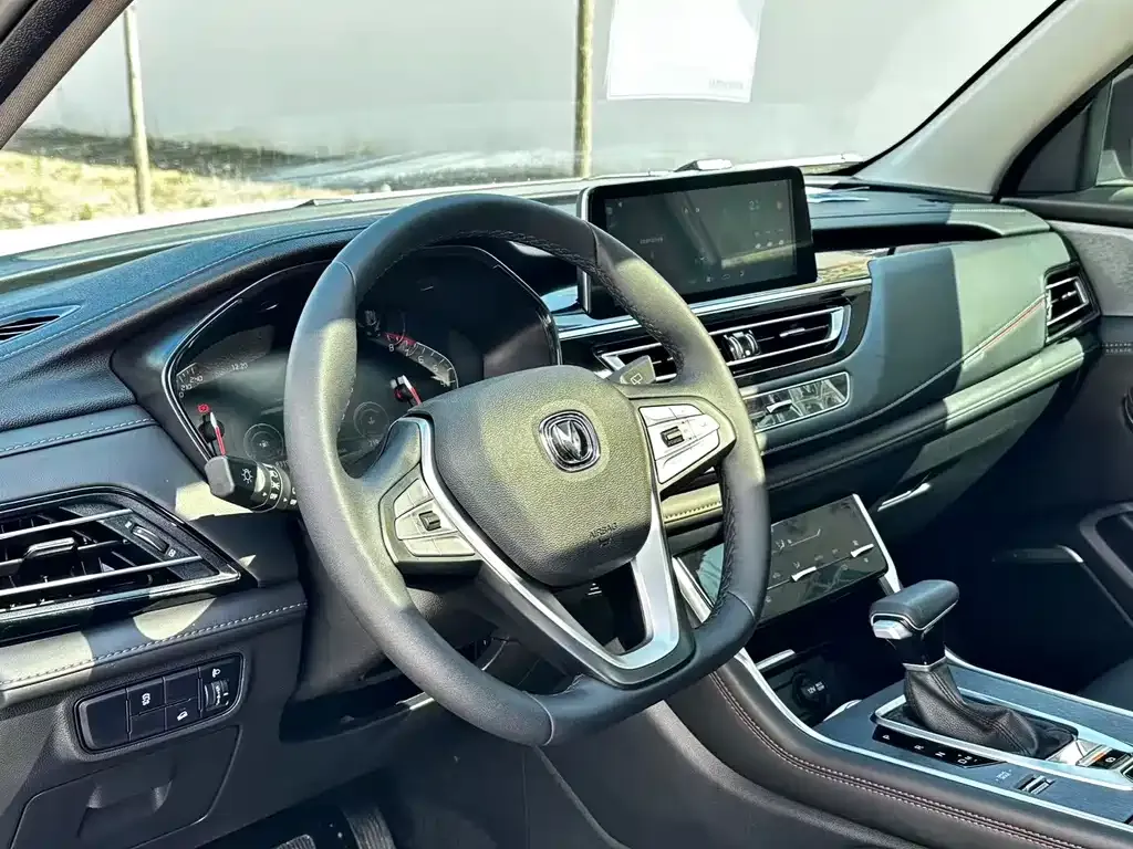 Changan CS75 2024 из CN, фото 4
