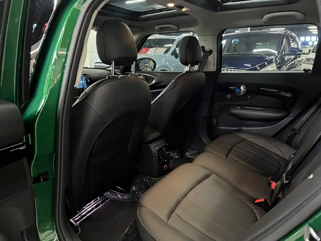 [object Object] Mini Clubman 2023 из CN, фото 8