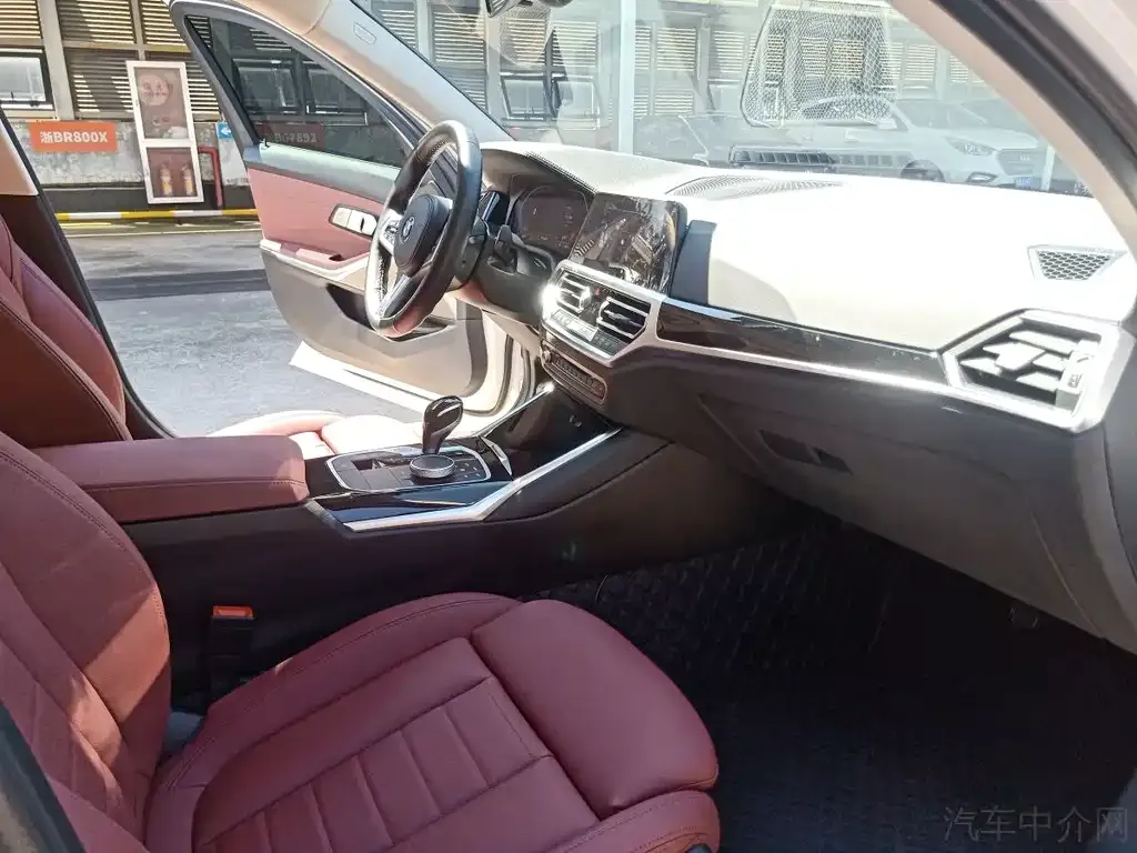 BMW 3 Series 2021 из CN, фото 8
