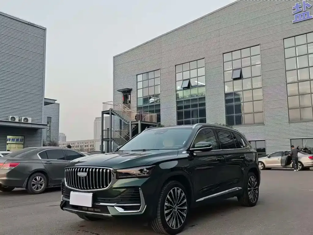 Geely Xingyue L — фото 1