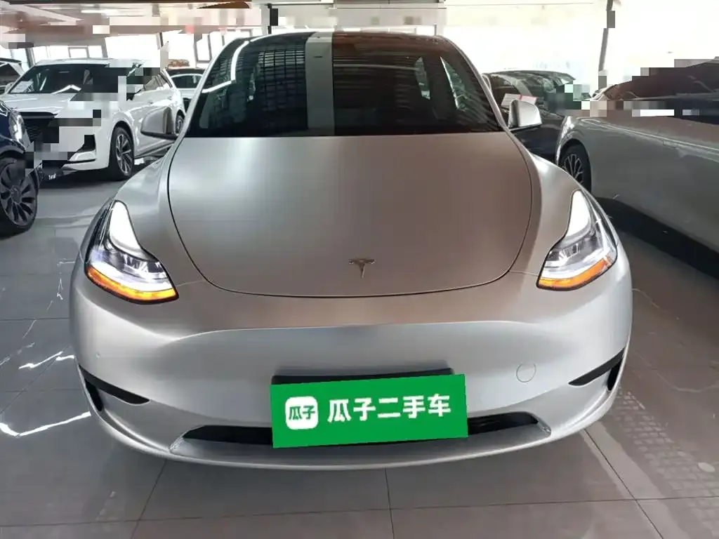 Tesla Model Y — фото 3