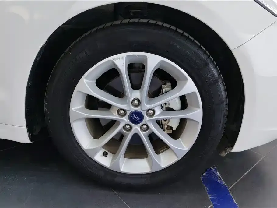 Ford Mondeo 2021 из CN, фото 6