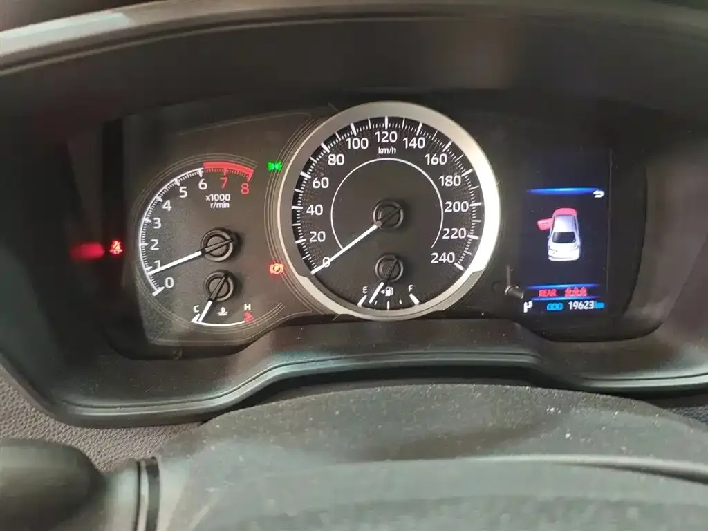 Toyota Corolla 2022 из CN, фото 10