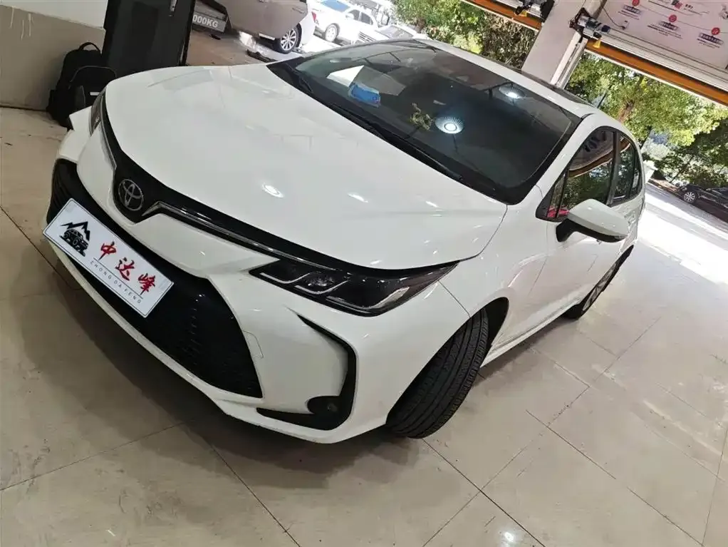 Toyota Corolla 2022 из CN, фото 2
