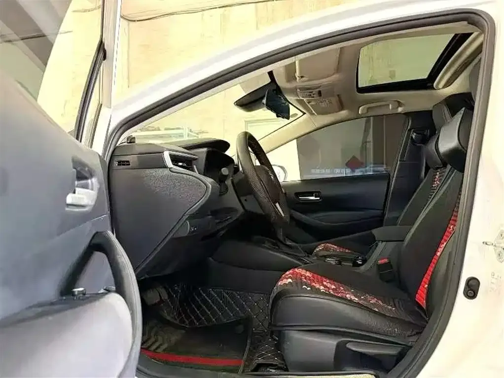 Toyota Corolla 2022 из CN, фото 8