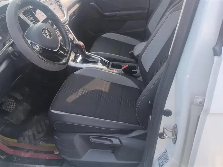 Volkswagen T-Roc 2021 из CN, фото 9