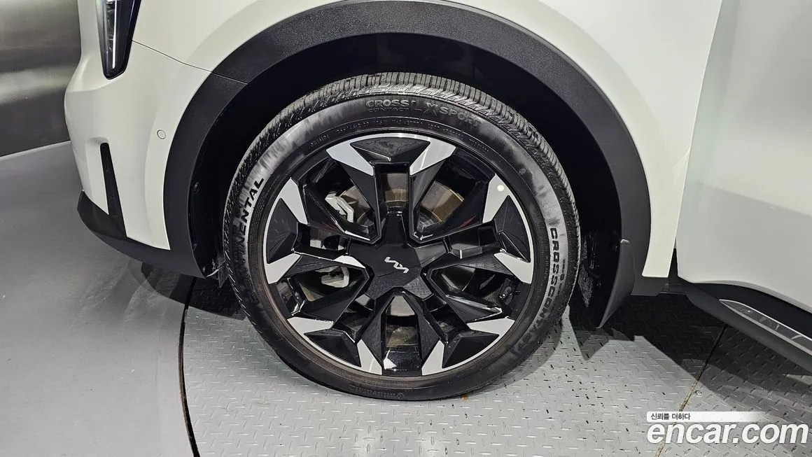 Kia Sorento — фото 5