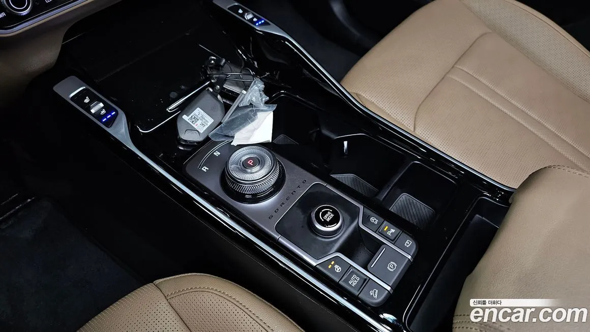 Kia Sorento — фото 9
