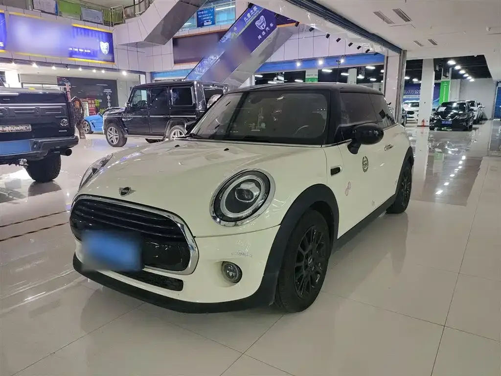 MINI Cooper (3-door) — фото 1