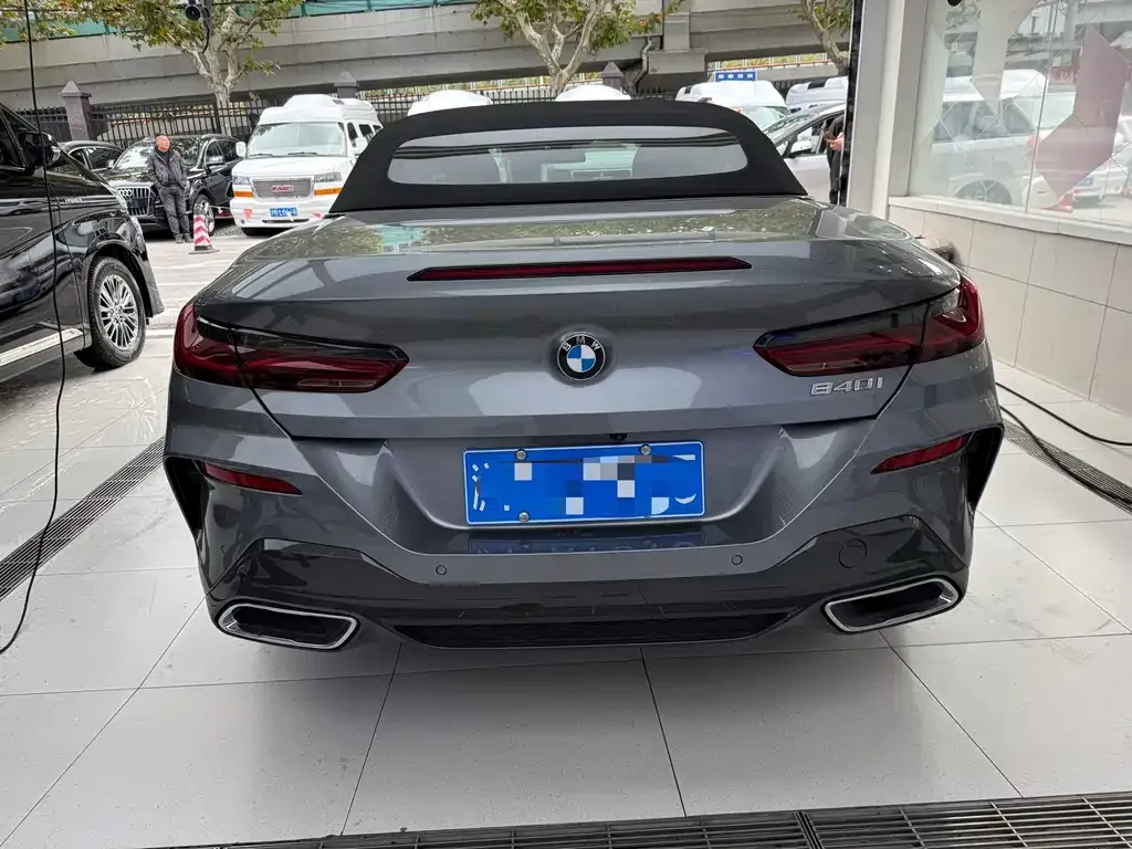 BMW 8 Series — фото 5