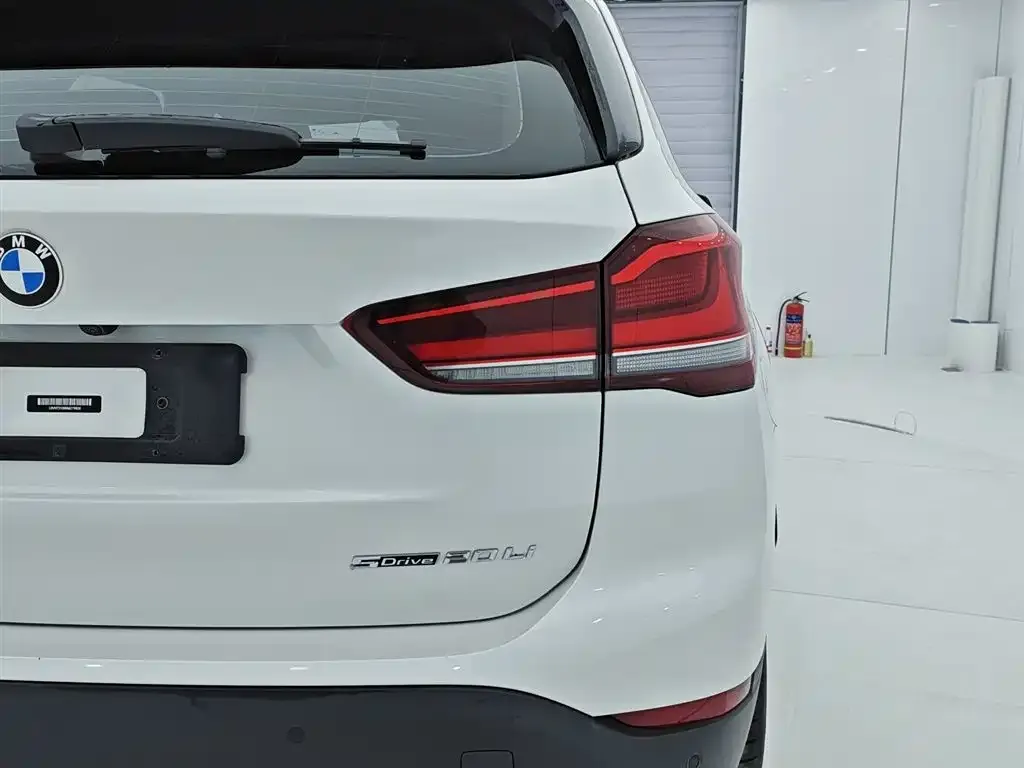 BMW X1 2022 из CN, фото 10