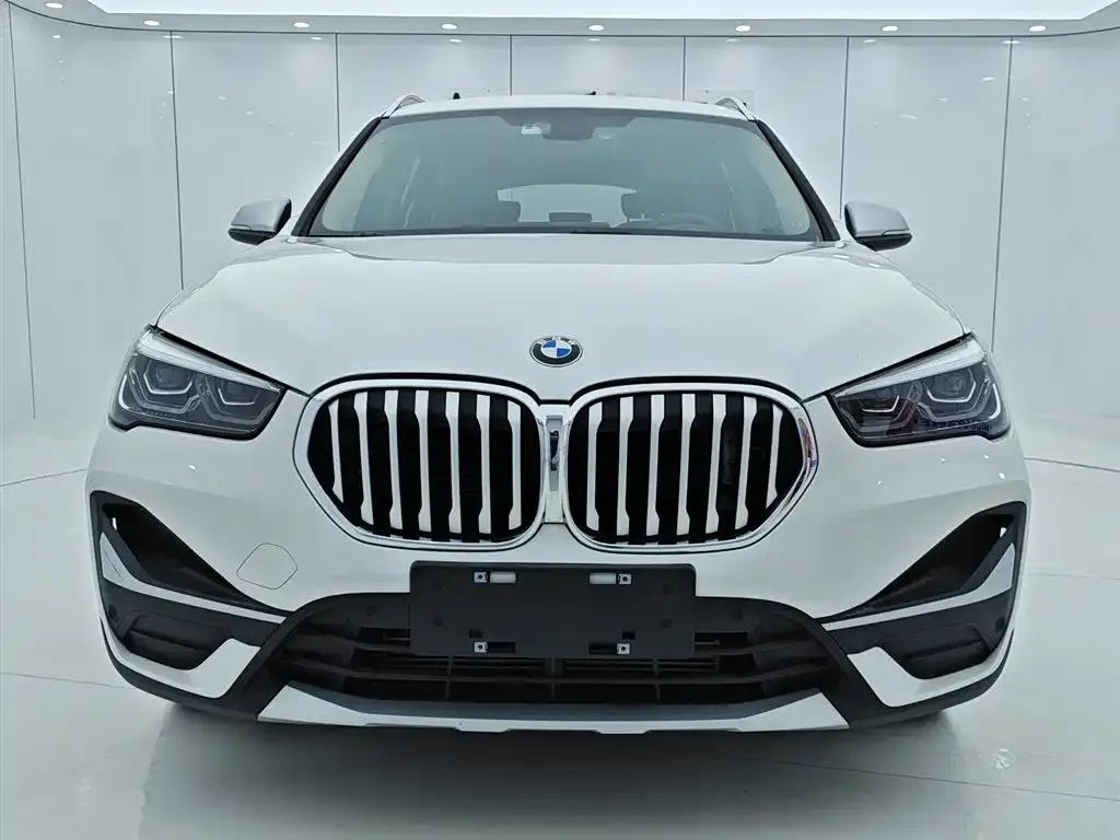 BMW X1 2022 из CN, фото 2