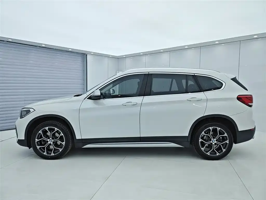 BMW X1 2022 из CN, фото 8