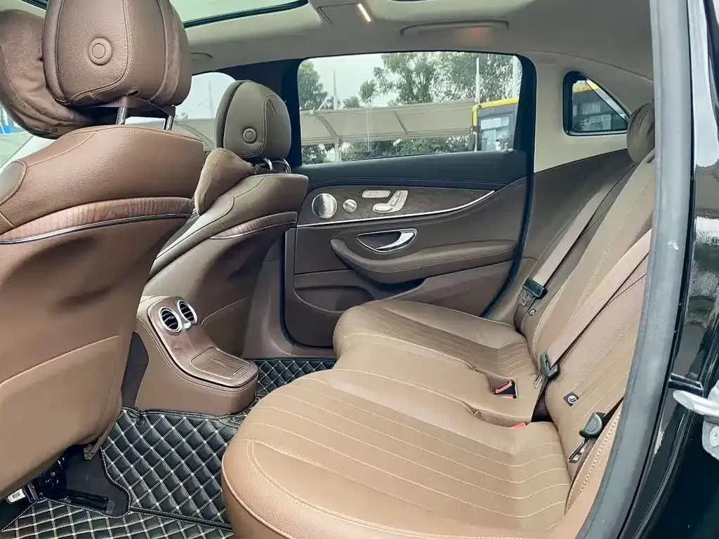 Mercedes-Benz E-Class 2021 из CN, фото 9