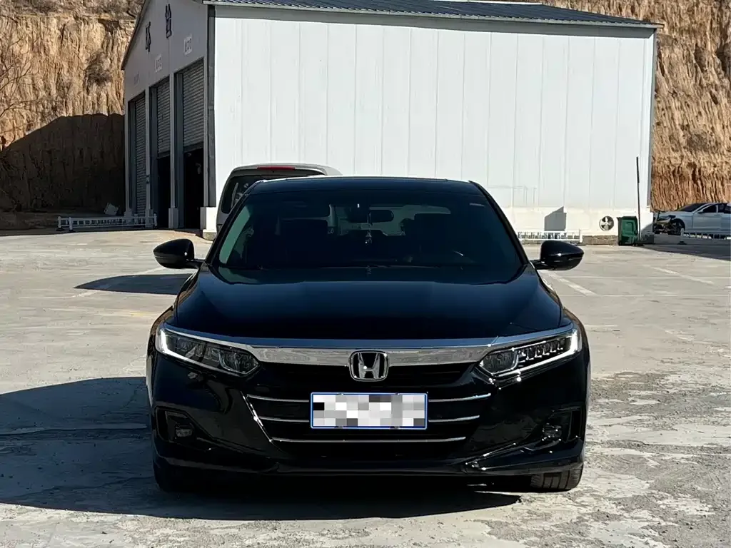 Honda Accord — фото 2