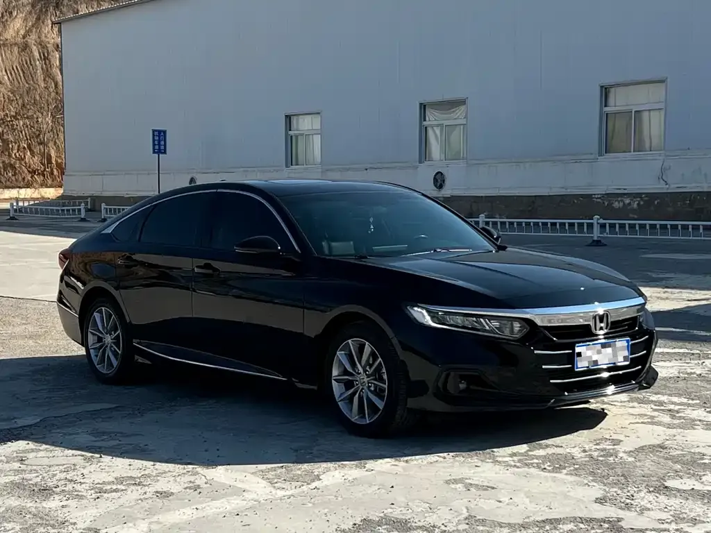 Honda Accord — фото 3