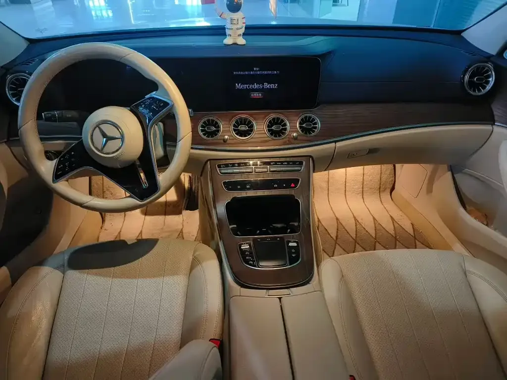 Mercedes-Benz E-Class 2021 из CN, фото 3