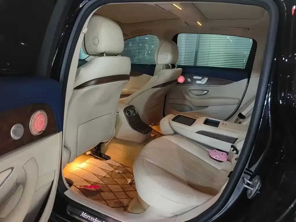Mercedes-Benz E-Class 2021 из CN, фото 4