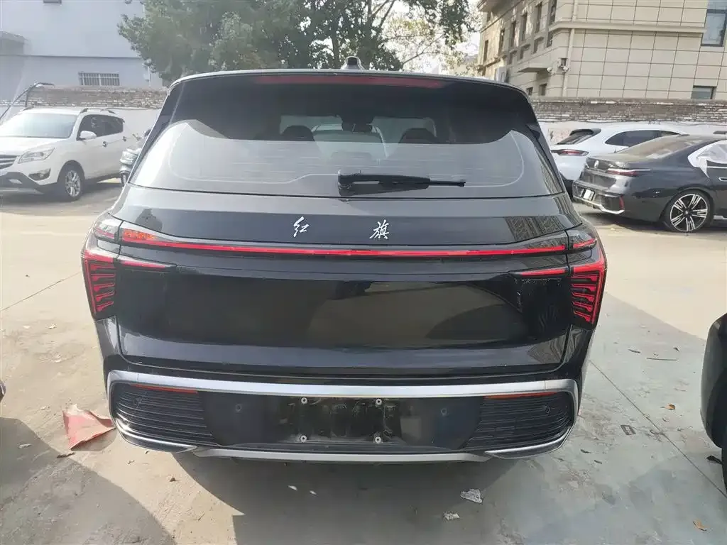 Hongqi HS3 PHEV — фото 6