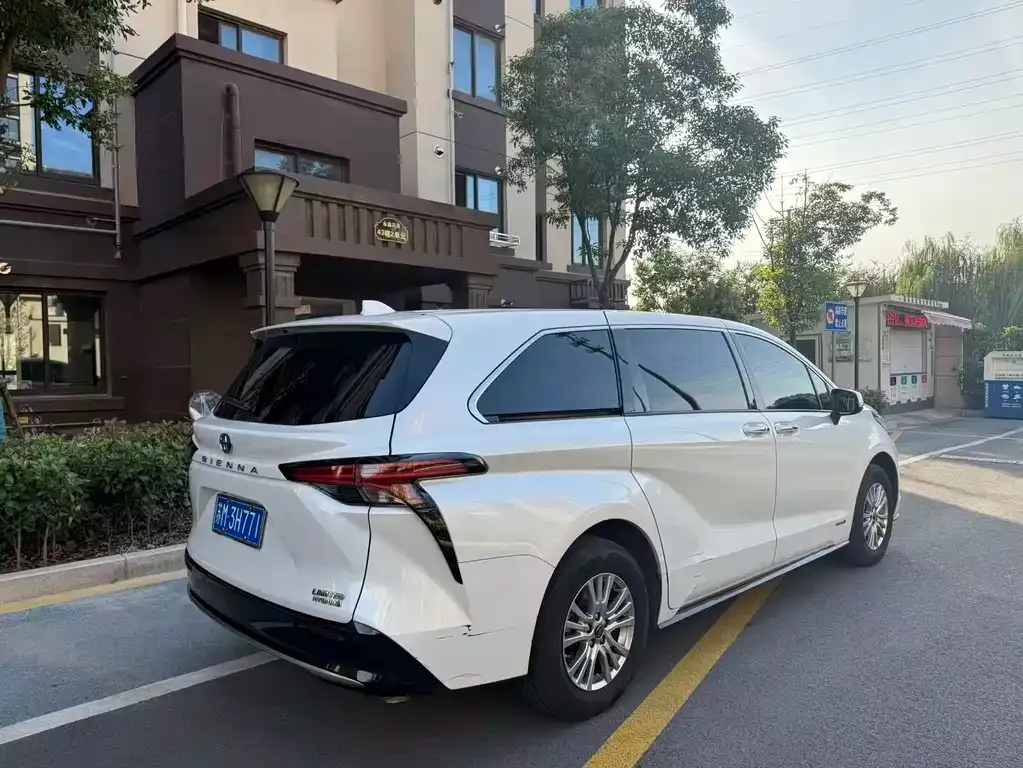 Toyota Sienna 2022 из CN, фото 7