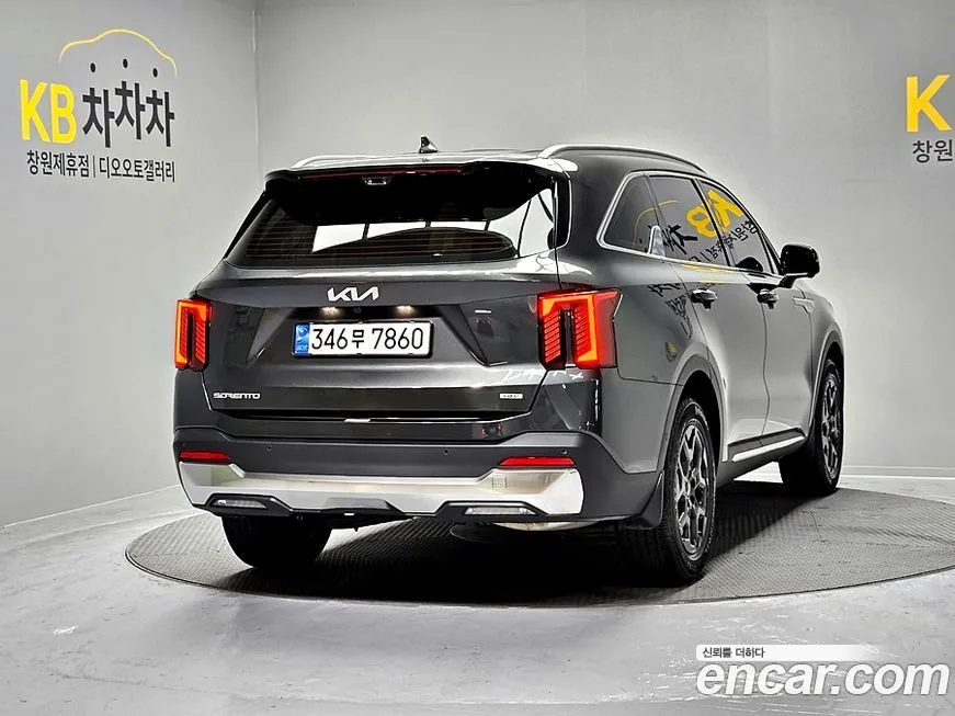 Kia Sorento — фото 4