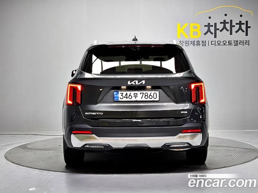 Kia Sorento — фото 6