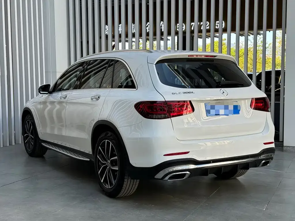 Mercedes-Benz GLC — фото 10