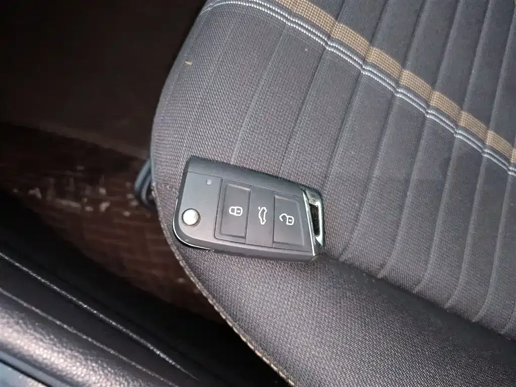 Volkswagen Lavida 2022 из CN, фото 9