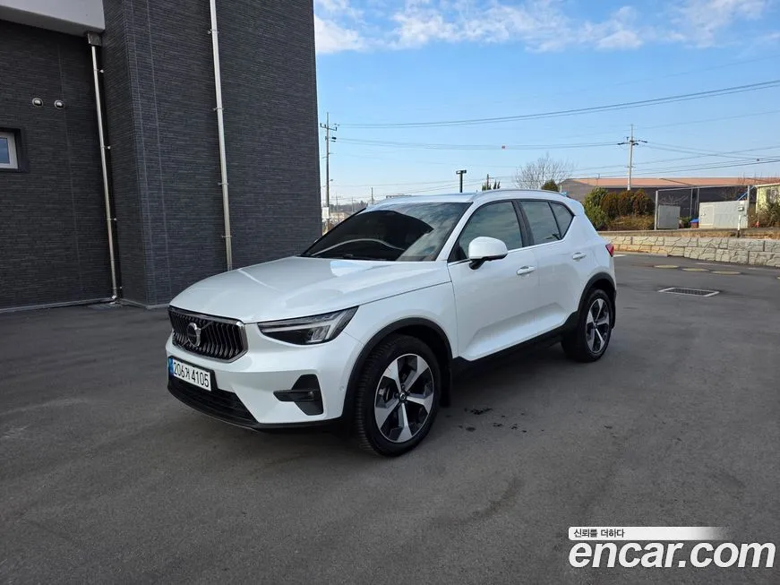 Volvo XC40 2023 из KR, фото 2