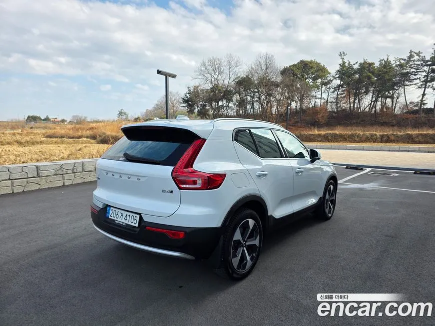 Volvo XC40 2023 из KR, фото 7