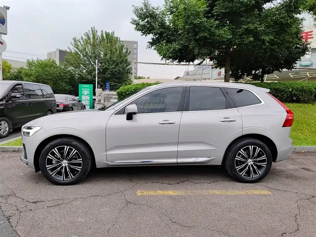 Volvo XC60 2022 из CN, фото 3