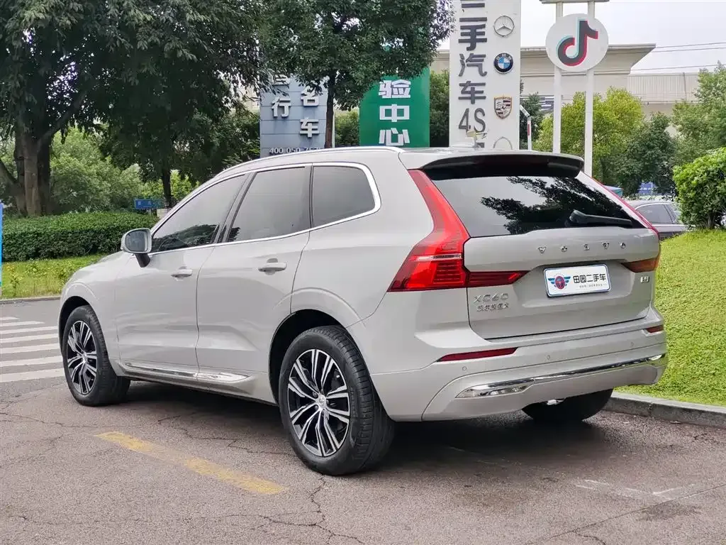 Volvo XC60 2022 из CN, фото 4