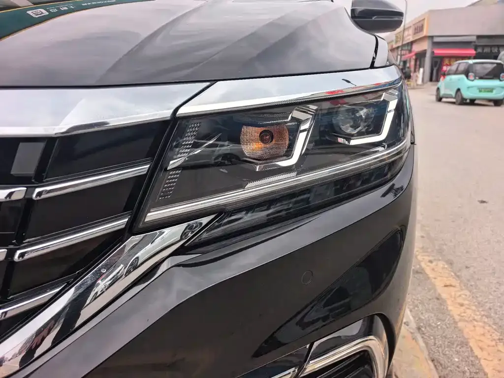 Volkswagen Passat 2021 из CN, фото 4