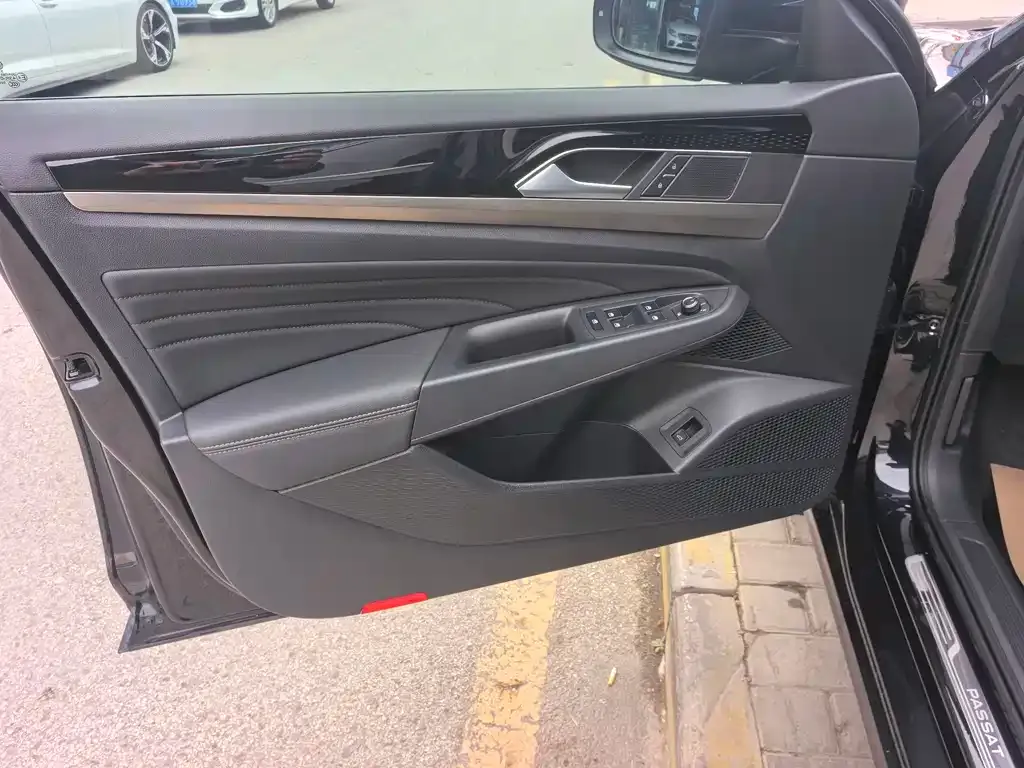 Volkswagen Passat 2021 из CN, фото 6