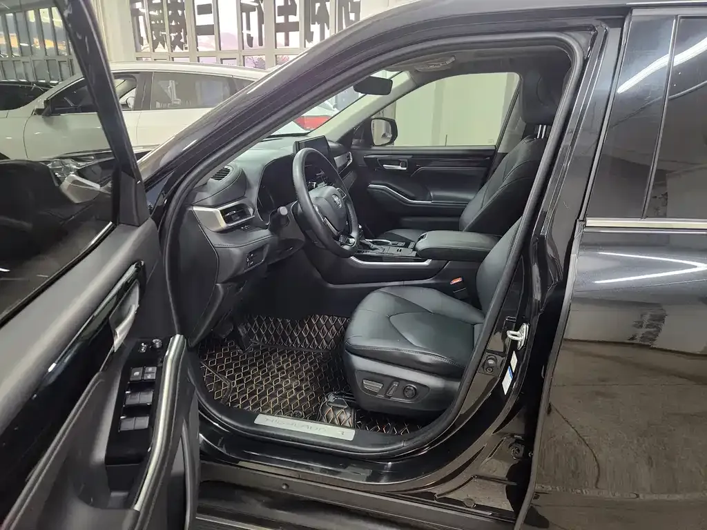 [object Object] Highlander 2022 из CN, фото 7