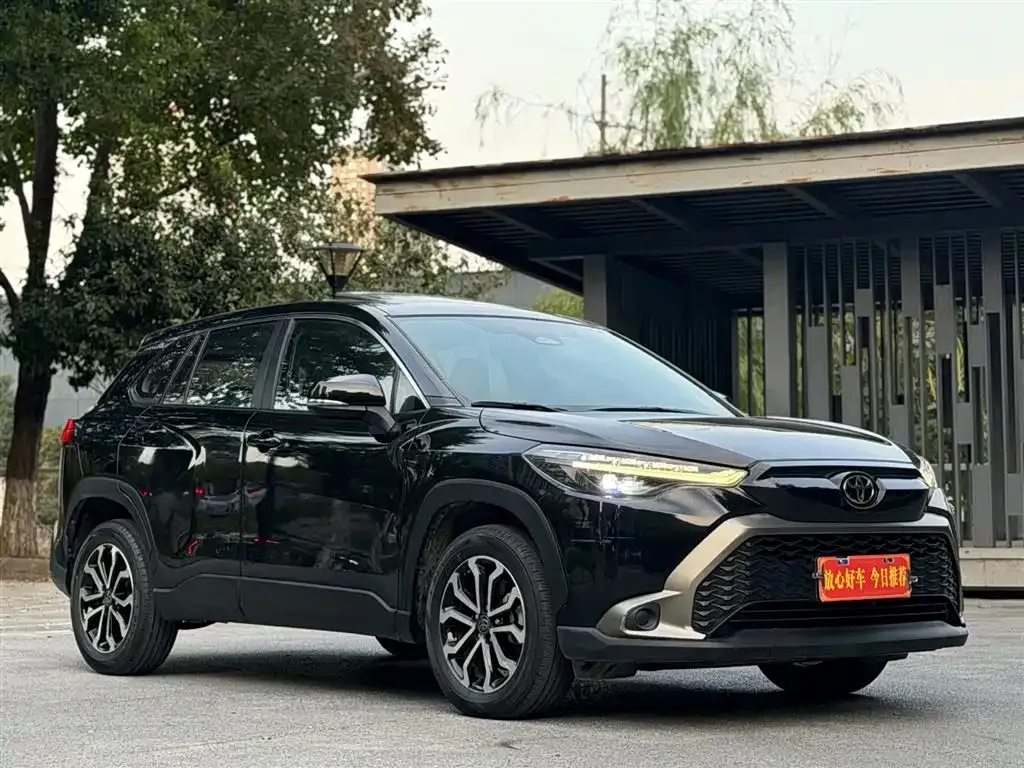 Toyota Frontlander 2024 из CN, фото 1