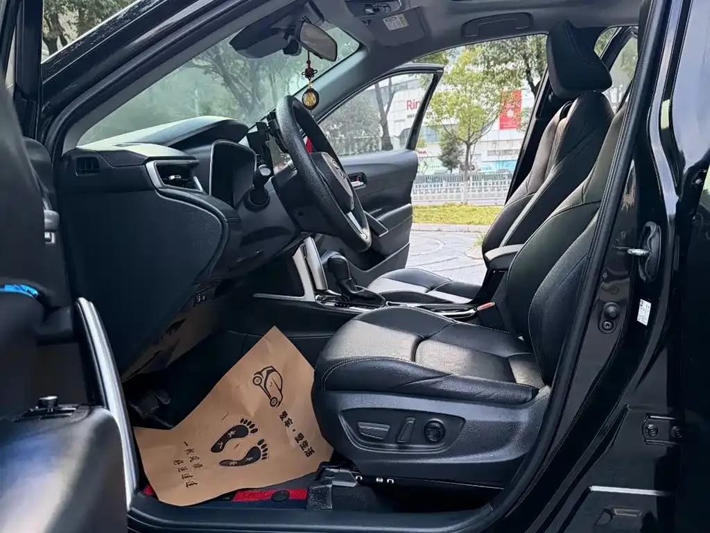 Toyota Frontlander 2024 из CN, фото 10