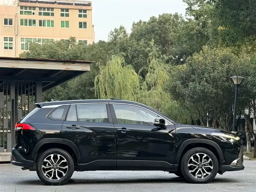 Toyota Frontlander 2024 из CN, фото 7