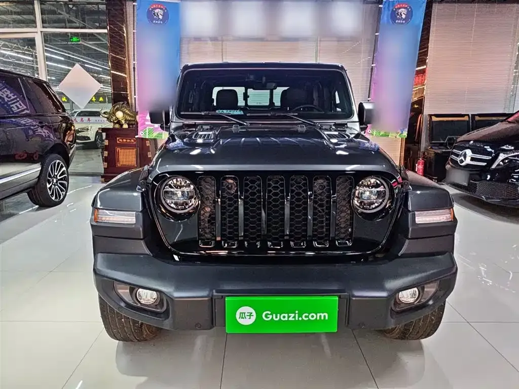 Jeep Gladiator 2023 из CN, фото 3