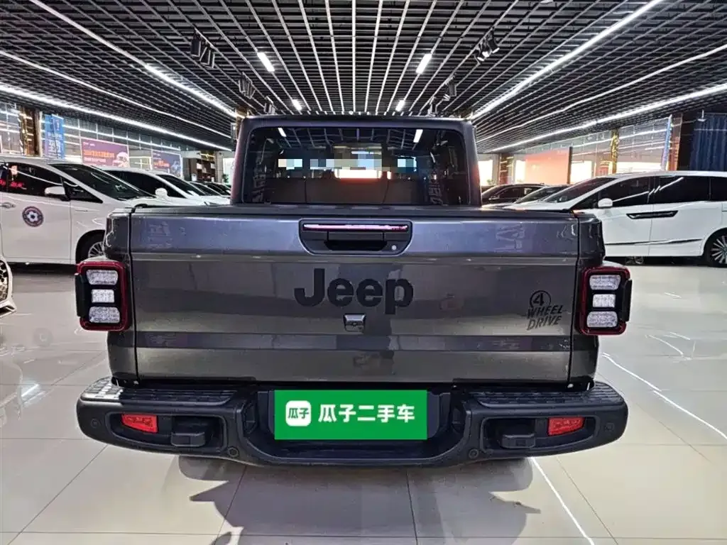 Jeep Gladiator 2023 из CN, фото 6