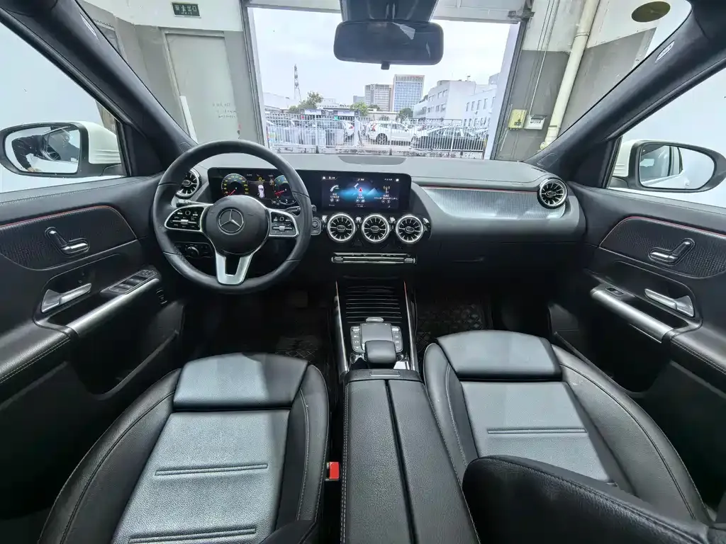 Mercedes-Benz GLA — фото 8
