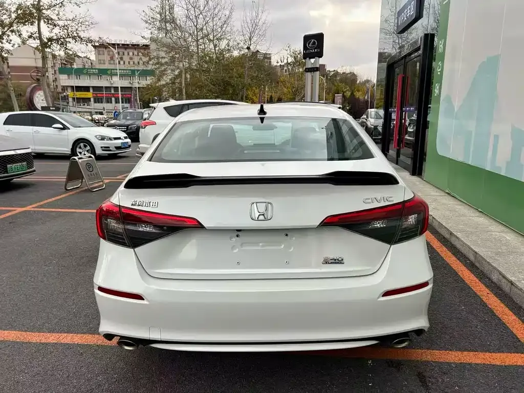 Honda Civic — фото 4