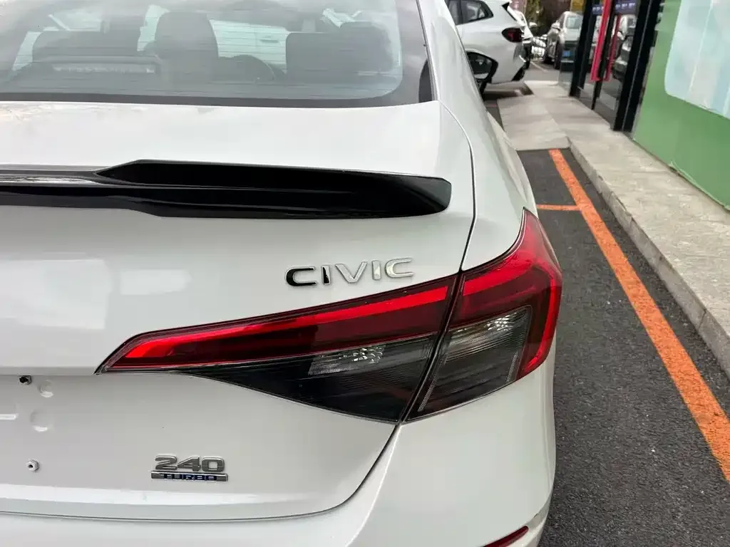 Honda Civic — фото 5