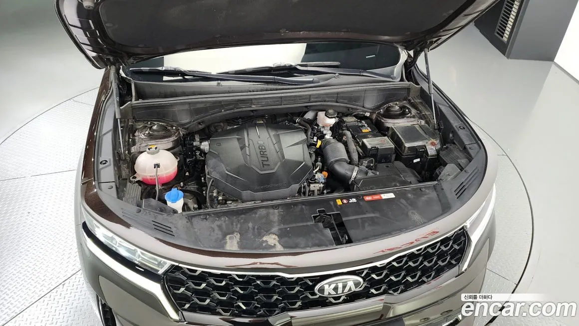 Kia Sorento — фото 6