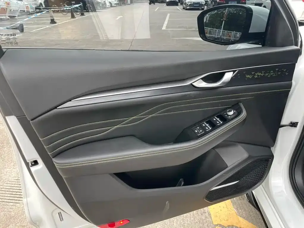 Geely Xingrui 2024 из CN, фото 8